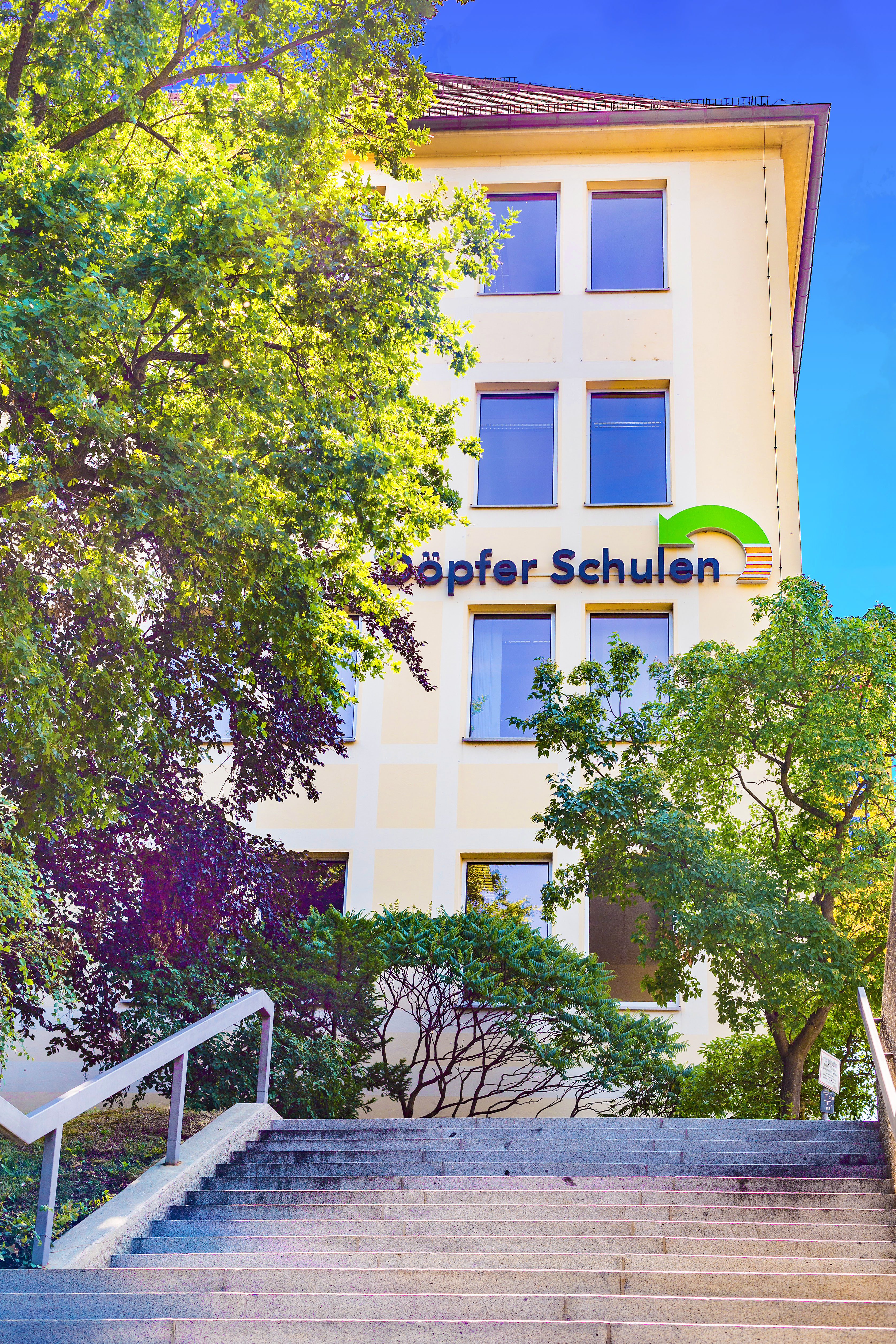 Döpfer Schulen Nürnberg GmbH