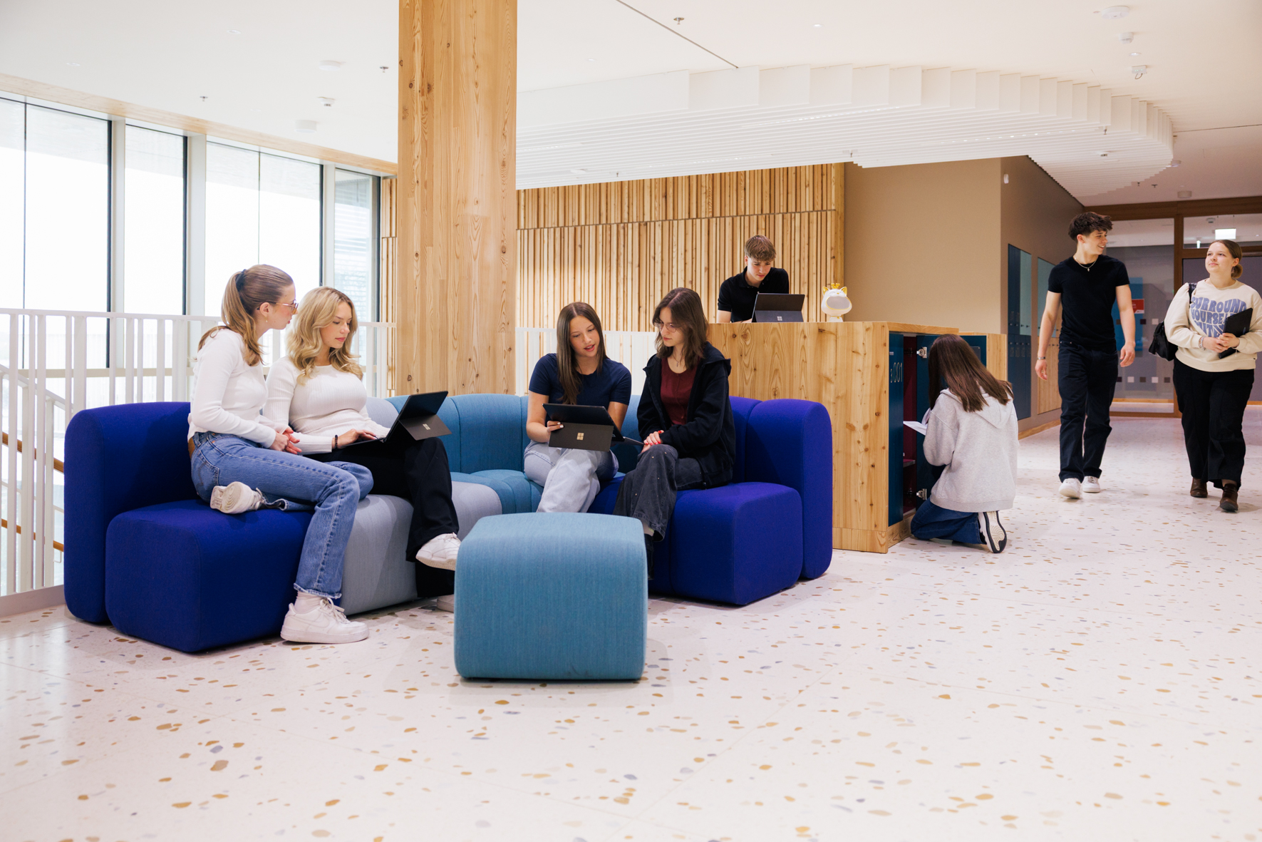 Josef-Schwarz Schule Heilbronn | Bilinguales Gymnasium | College (Kl. 11 – 13)