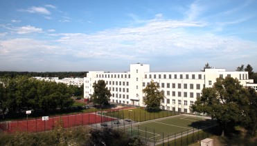 Phorms Campus Berlin Süd, Bilinguales Gymnasium
